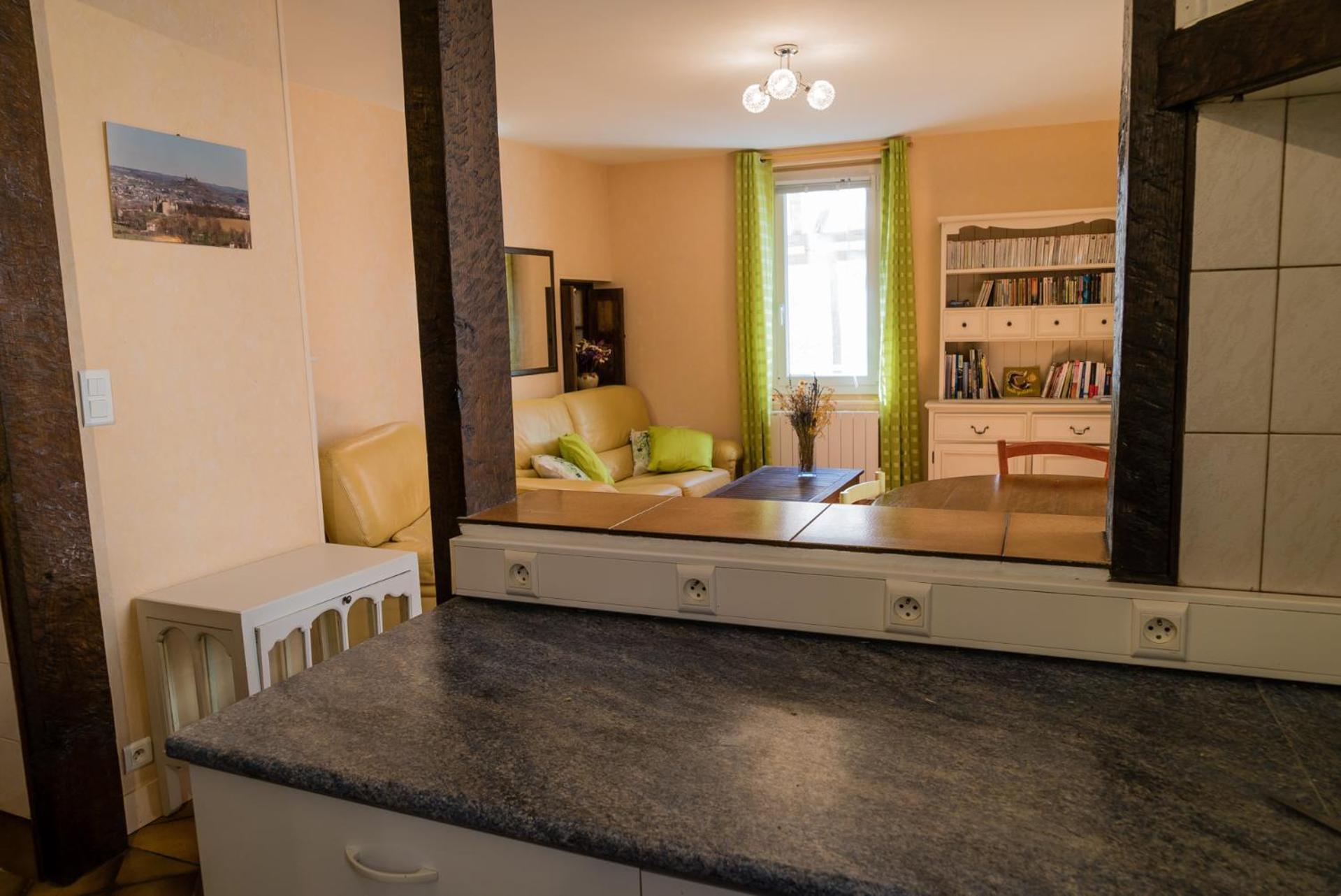 Maison Agreable En Centre Historique Saint-Cere Ngoại thất bức ảnh